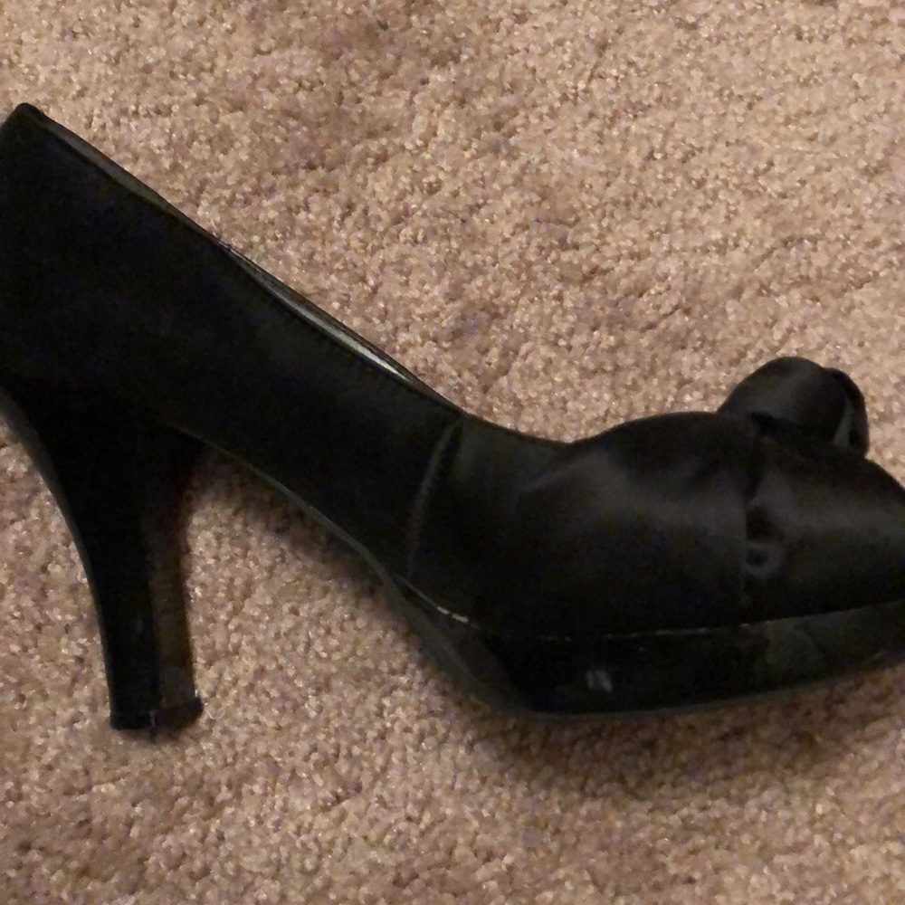 Black heels